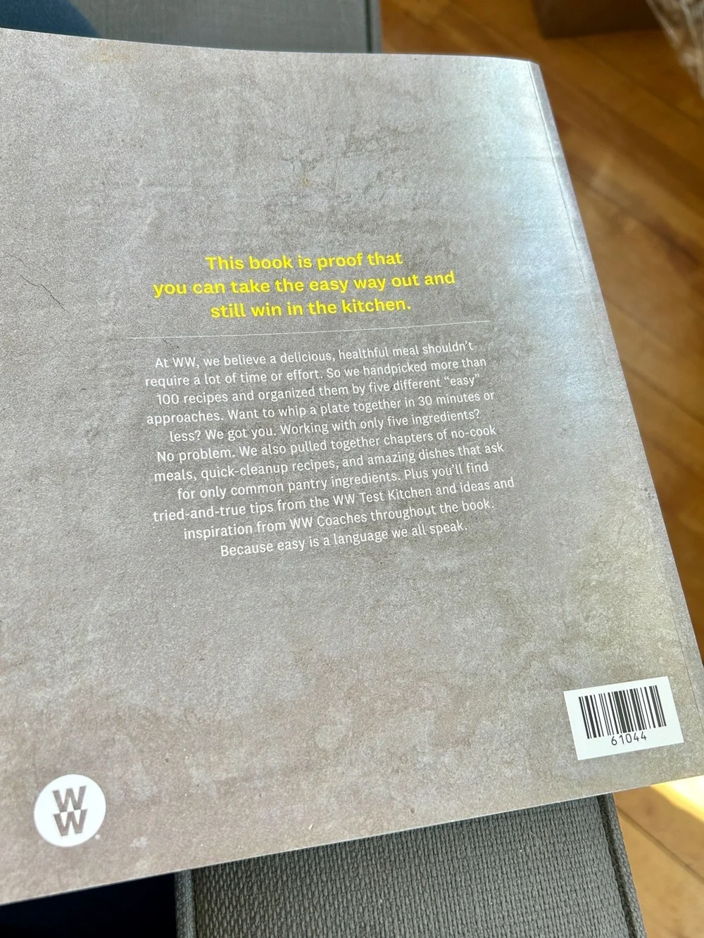 Weight Watchers Easy Everyday Cooking — Yellow & Gray Cover